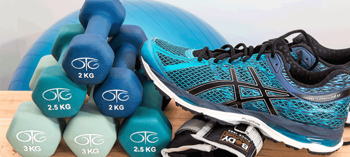 sneakers-dumbells-exercise-ball sneakers-dumbells-exercise-ball